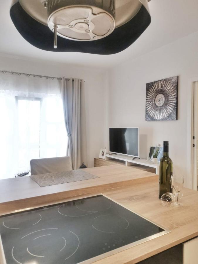 Studio Apartment "Brigita",Parking With Gate Rijeka Eksteriør bilde